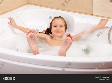 bukkake bath nude