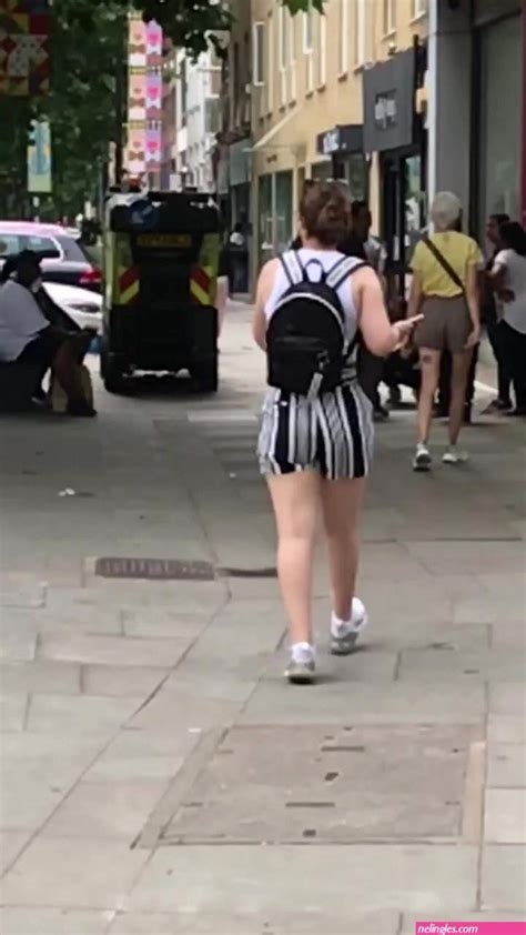 candid pawg walking nude