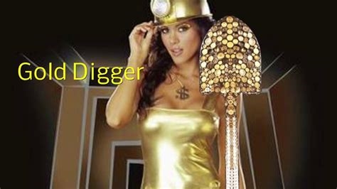 carching gold diggers nude