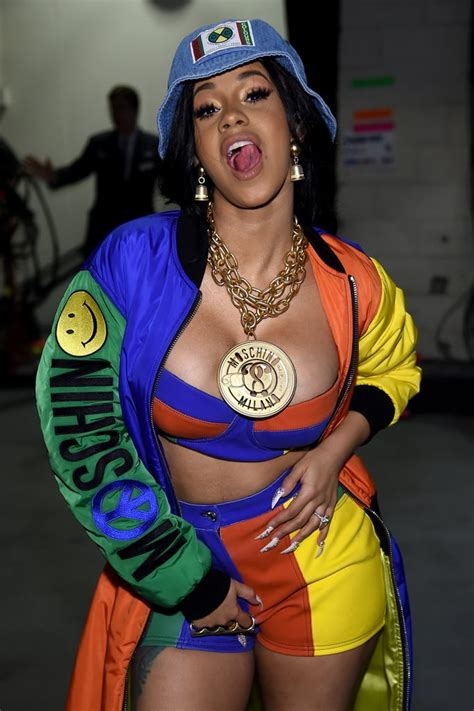 cardi b sexy pictures nude