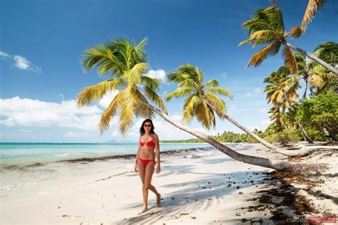 caribbean beach babes nude