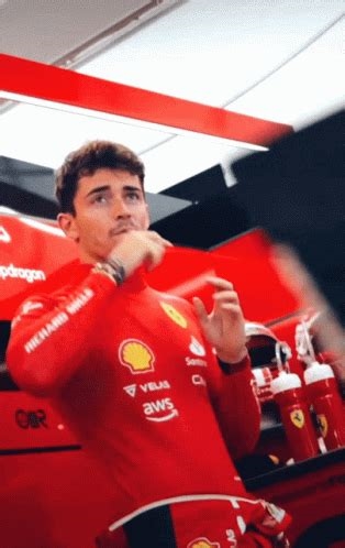 charles leclerc gifs nude