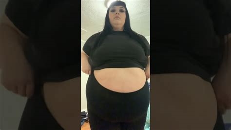chubby belly play porn nude