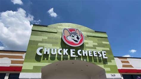 chuck e cheese orlando nude