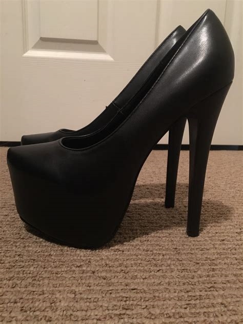cum on my heels nude