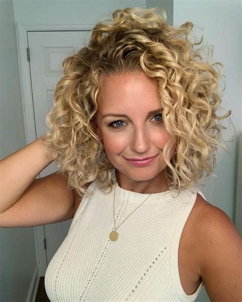 curly haired milf nude