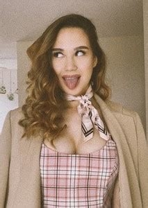 dasha of russia reacts instagram nude