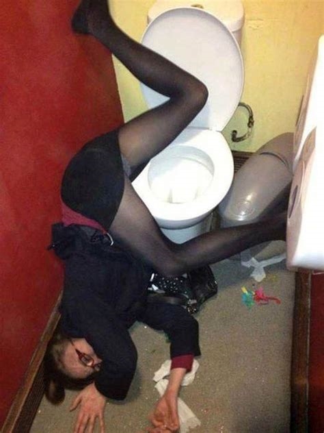 drunk girl on toilet nude