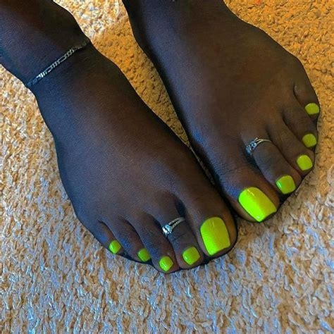ebony feet sucked nude