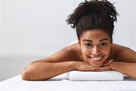 ebony massage rooms nude