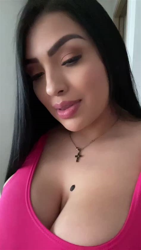 emily curvy onlyfans nude