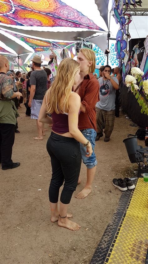 festival booty nude