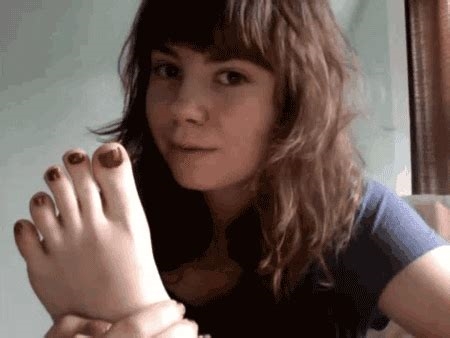 foot fetish gif nude