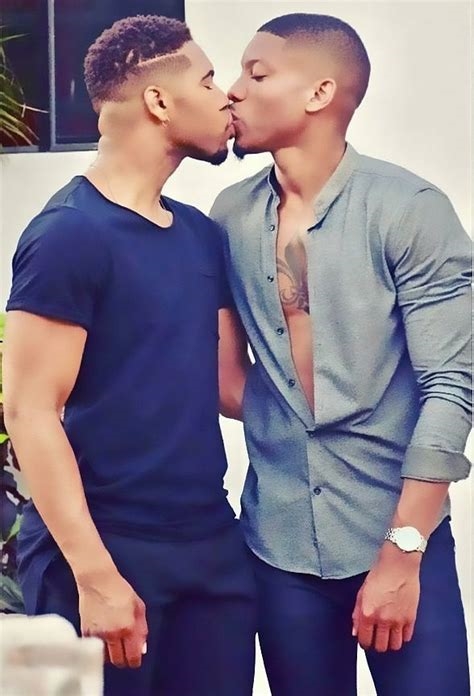 gay black kissing porn nude