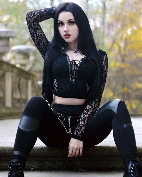 goth chicks with big tits nude