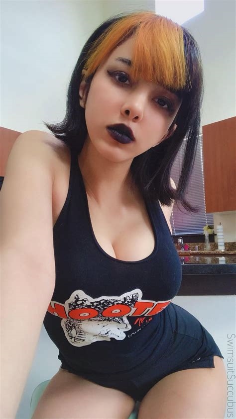 goth hooters dallas nude