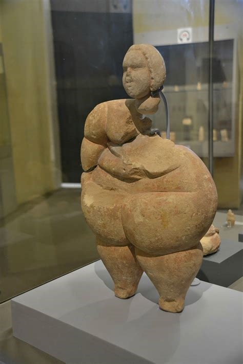 greek goddess fat nude