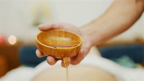 honey gold massage nude