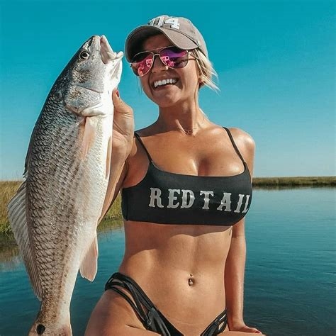 hot fishing girl instagram nude