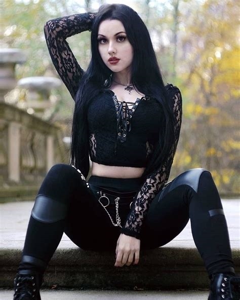 hot goth woman nude
