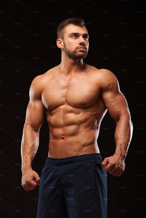 hot muscular male nude