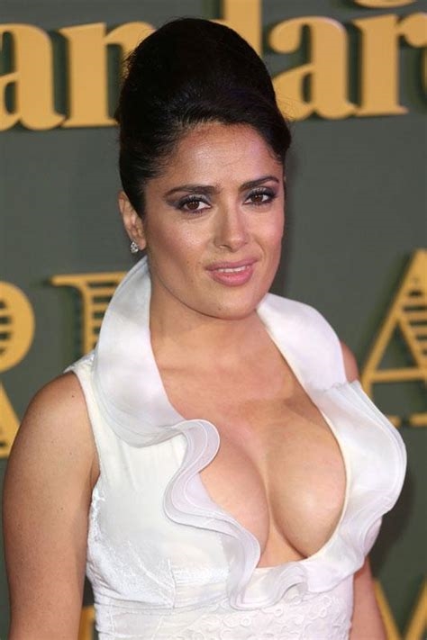 how big are salma hayek's boobs nude