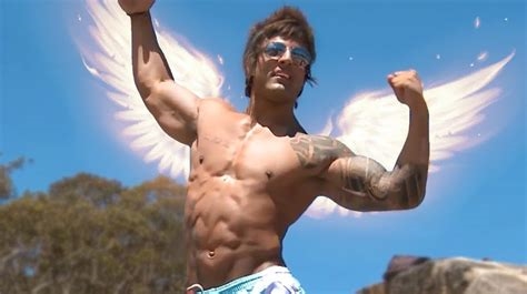 how to do the zyzz pose nude