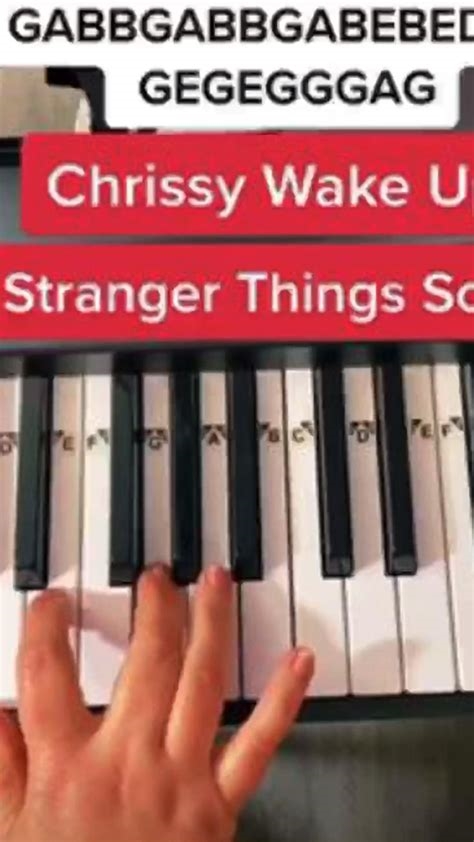how to play chrissy wake up on piano nude