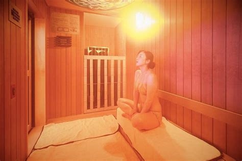 japanese sauna lady nude