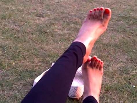 kays feet nude