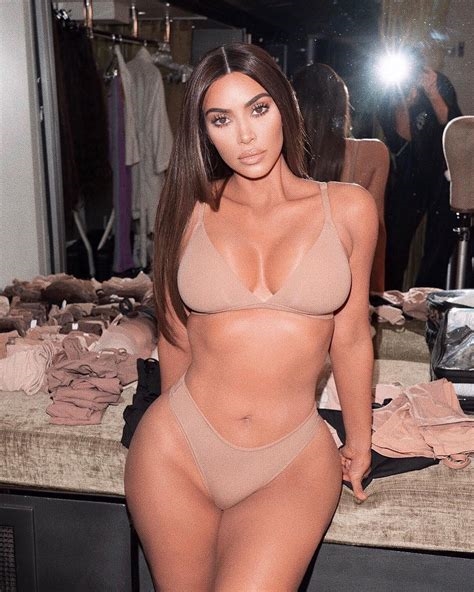 kim k thicc nude