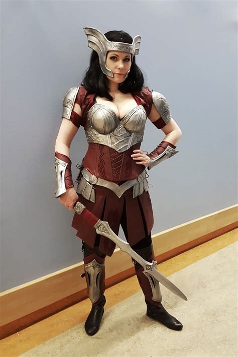 lady sif costume nude