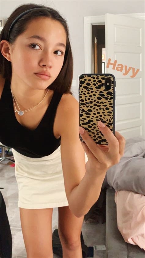 lily chee instagram live nude