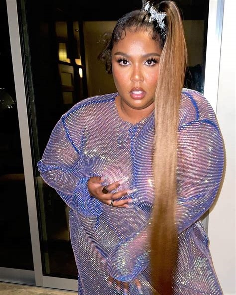 lizzo butt naked nude