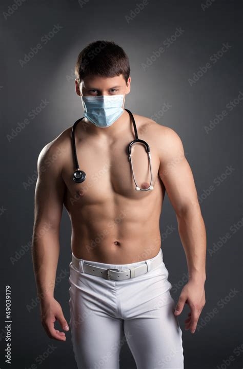 médico chupando nude