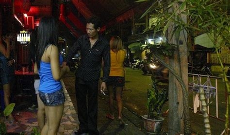malaysian prostitute nude