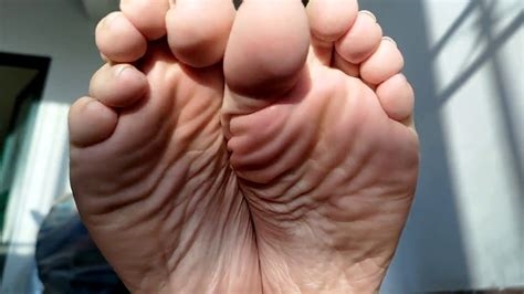male feet joi nude