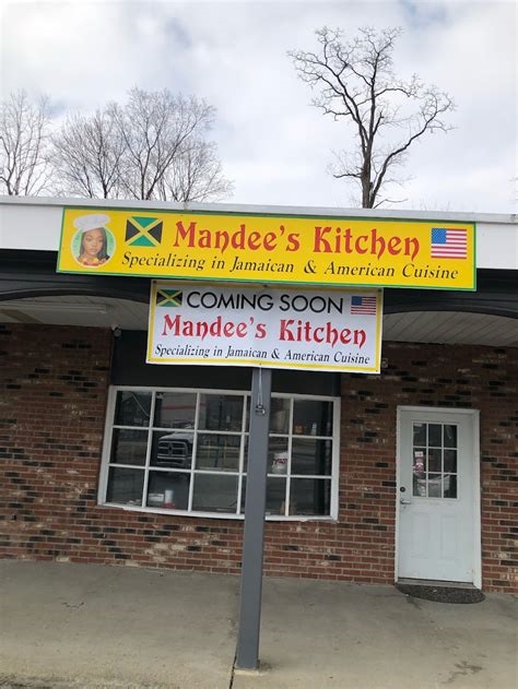 mandee's kitchen nude