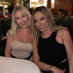 massive tits lesbian nude