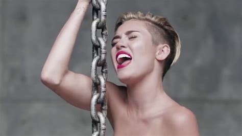 miley cyrus nude in wrecking ball nude