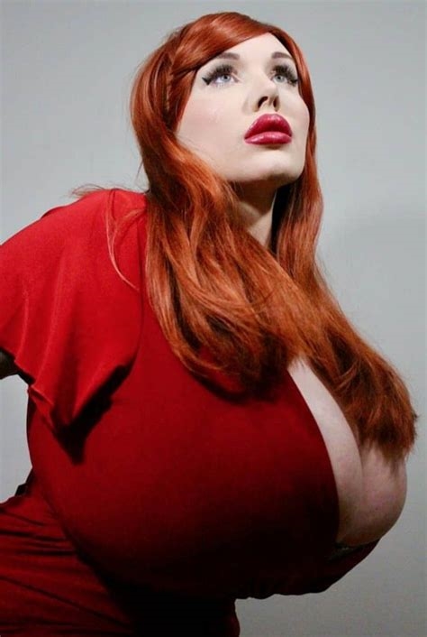 miss hollywood big tits nude