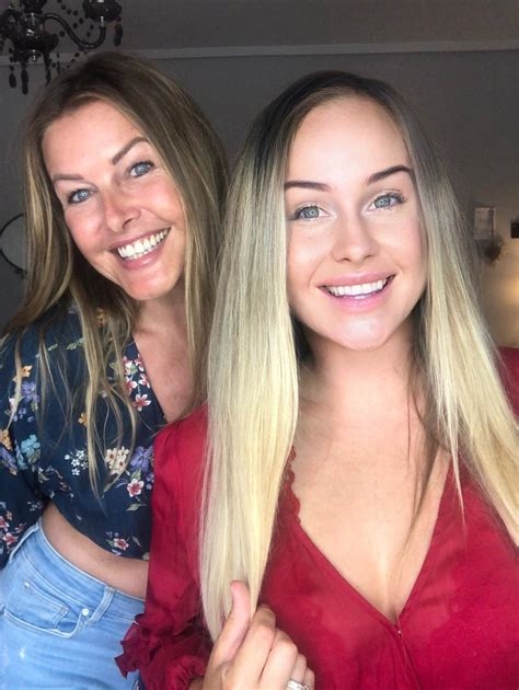mom and sister porn nude