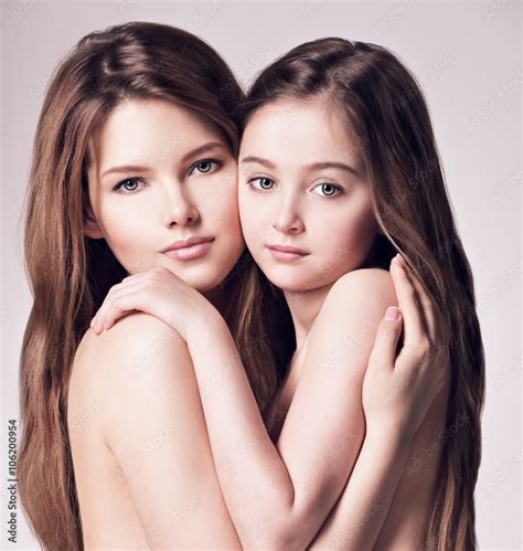 mother trib daughter nude