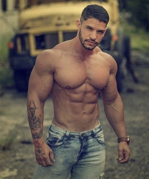 muscle gay bareback nude
