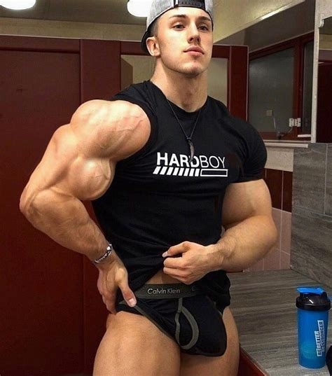 muscle worship hot nude