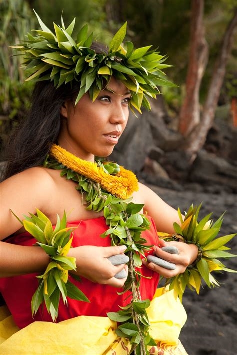 naked hawaiian ladies nude