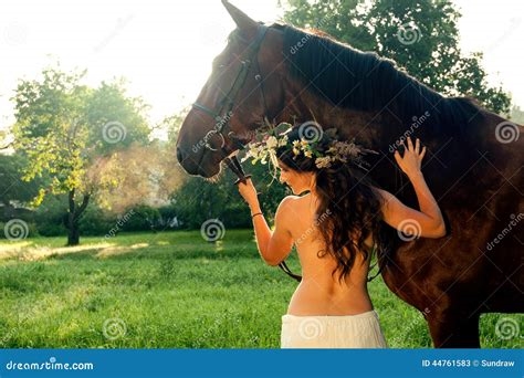 nude a cavallo nude