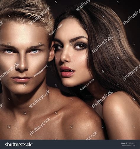 nude models couple nude