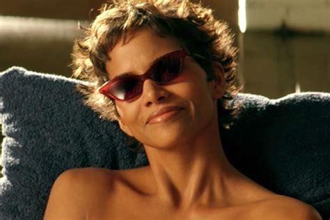 nude pics of halle berry nude
