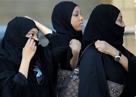 nude saudi arabian women nude